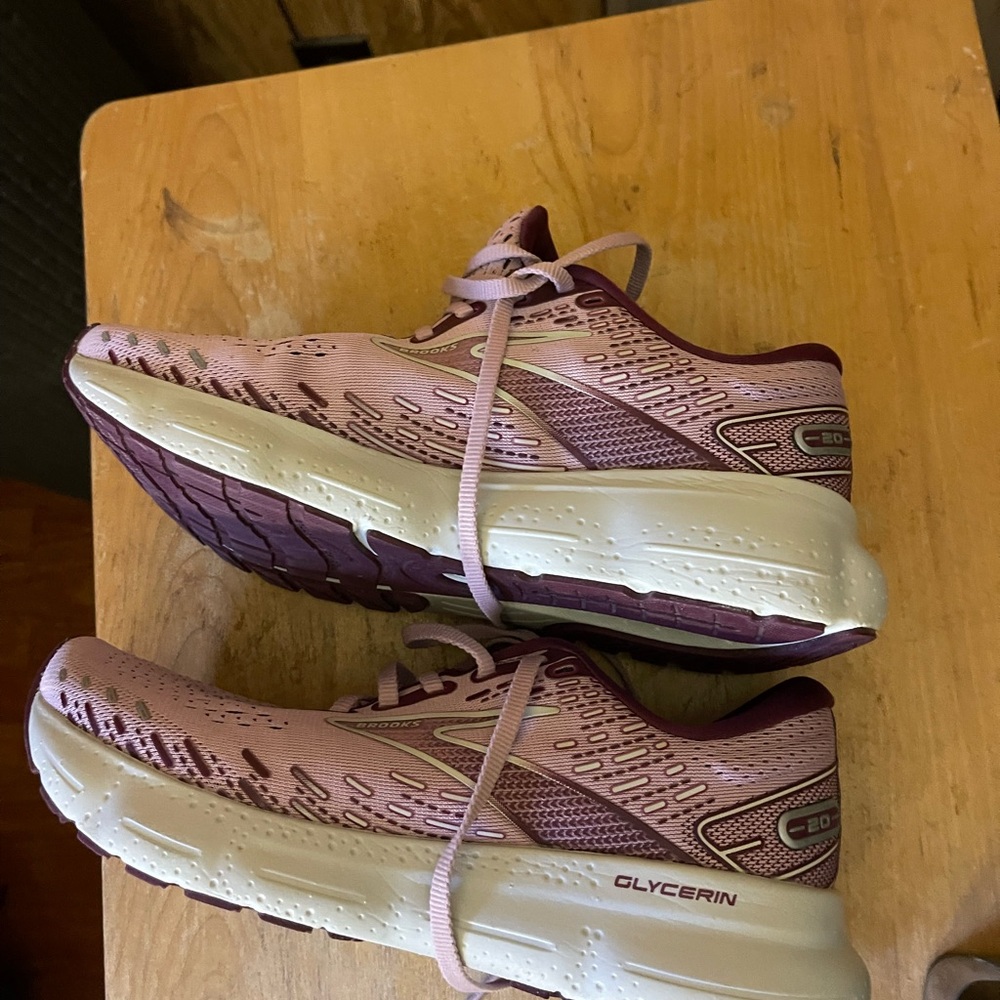 Women’s Brooks Glycerin 20 size 8 medium - Picture 4 of 10